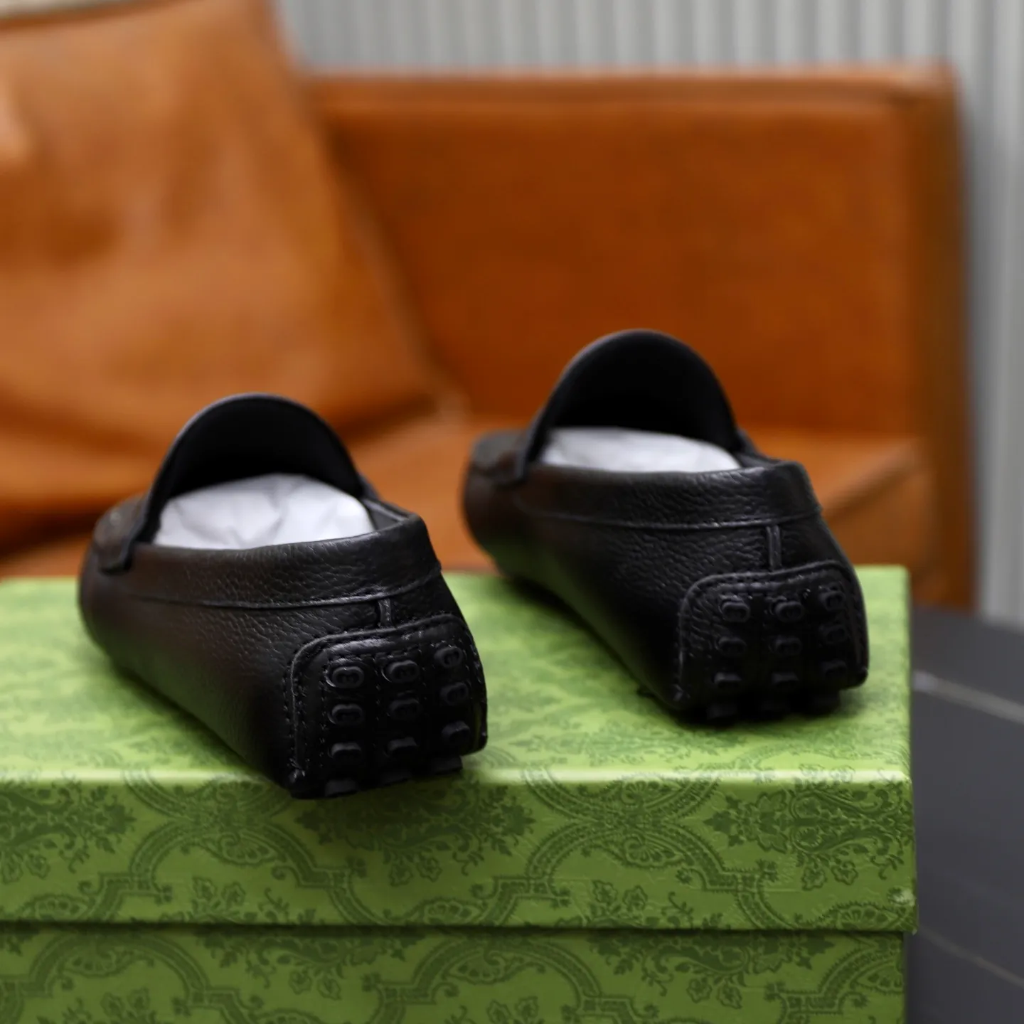 Ex-factory price: 460💰[GUCCI] Gucci ⚠️High-end men’s driving and pedal series ⚠️38-44 (customized for 45) ⚠️All original cowhide leather! Thick and soft! Made entirely of calfskin lining! Rubber sheet anti-slip beanie sole! Three-dimensional package technology! Fashionable and classic! Handicrafts! Original high quality! Feel free to compare!